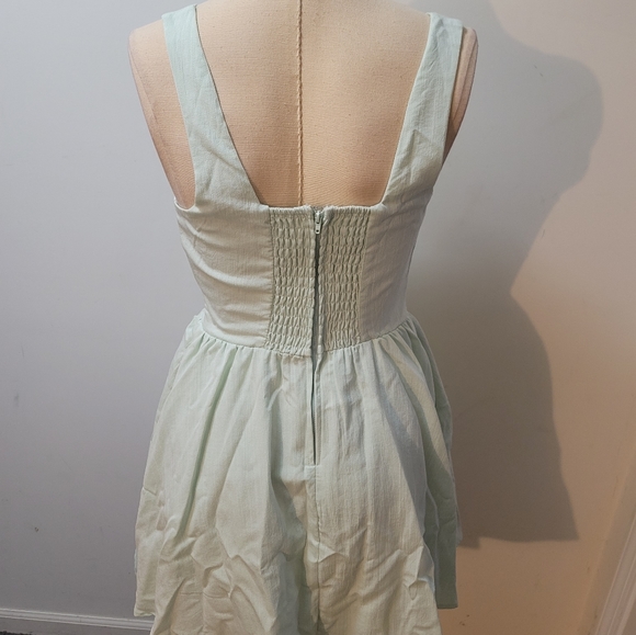 Windsor Dress - Picture 3 of 4